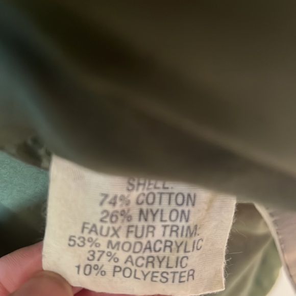 Ralph Lauren down filled winter hooded jacket/parka. - Picture 5 of 6